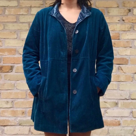 🐈‍⬛ vampy corduroy blazer w velvet and pleated details - Picture 1 of 3